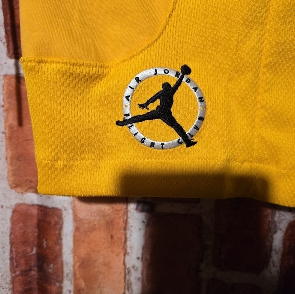 NIKE Air Jordan MVP Shorts Yellow Mesh Sundial Basketball Men's Size Large - Picture 2 of 7